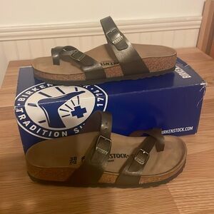 listing-status-banner